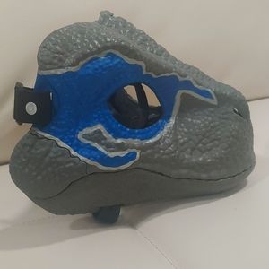 Jurassic Park Velociraptor moving mask